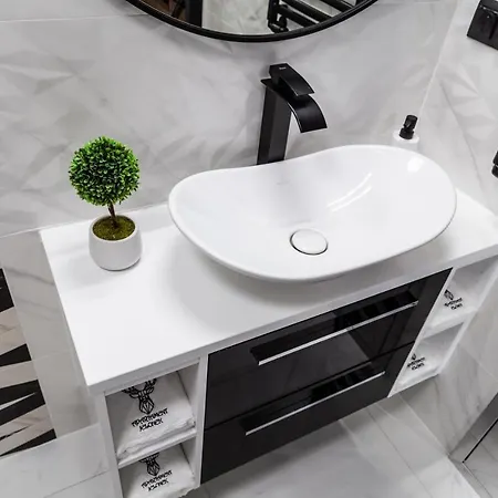 Jelonek * 옐레니아구라